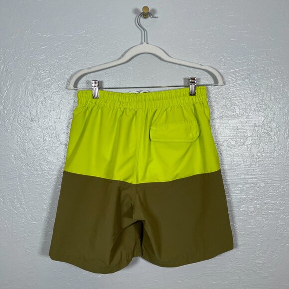 Duluth Trading Men M Green Colorblock Pier Genius Swim Trunks Shorts 9" Inseam - Picture 4 of 7